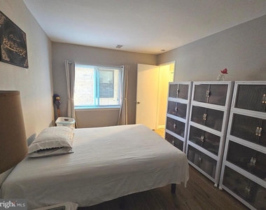 2493 Glengyle Drive - Photo Thumbnail 13