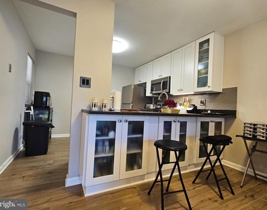 2493 Glengyle Drive - Photo Thumbnail 4