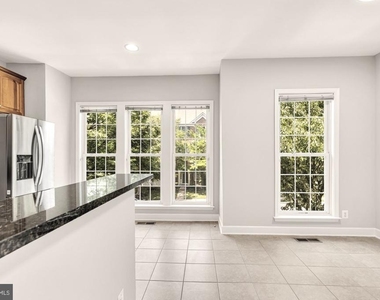 2513 Bronze Stone Place - Photo Thumbnail 18