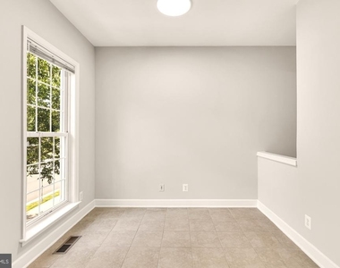 2513 Bronze Stone Place - Photo Thumbnail 25