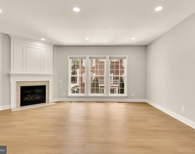 2513 Bronze Stone Place - Photo Thumbnail 11