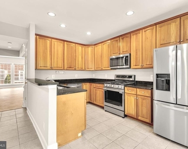 2513 Bronze Stone Place - Photo Thumbnail 20