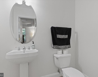 7124 Huntley Creek Place - Photo Thumbnail 2