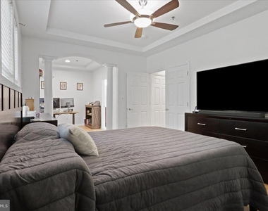 7124 Huntley Creek Place - Photo Thumbnail 18
