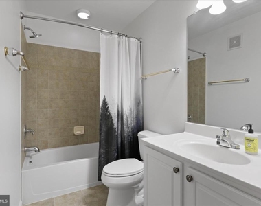 7124 Huntley Creek Place - Photo Thumbnail 12
