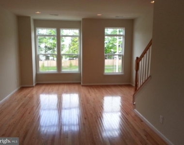 3100 Waterloo Lane - Photo Thumbnail 8
