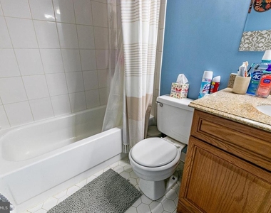 10208 Bushman Drive - Photo Thumbnail 18