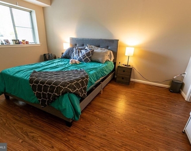 10208 Bushman Drive - Photo Thumbnail 15