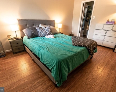 10208 Bushman Drive - Photo Thumbnail 16