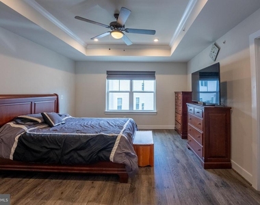 6069 Dreher Court - Photo Thumbnail 8