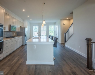 6069 Dreher Court - Photo Thumbnail 1