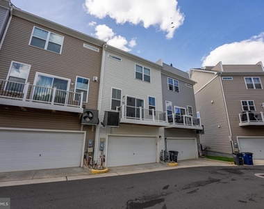 6069 Dreher Court - Photo Thumbnail 22