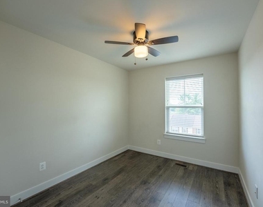 6069 Dreher Court - Photo Thumbnail 12