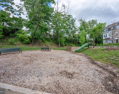 6069 Dreher Court - Photo Thumbnail 17