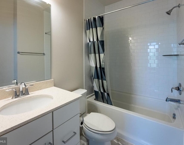 6069 Dreher Court - Photo Thumbnail 13