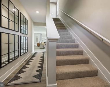 111 Charing Cross Drive - Photo Thumbnail 1