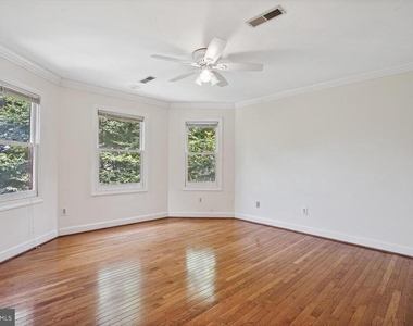 72 Erin Drive - Photo Thumbnail 14