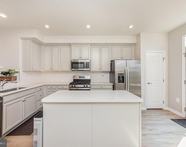 1208 Alum Spring Road - Photo Thumbnail 4