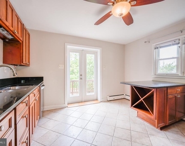 21 W Taylor Run Parkway W - Photo Thumbnail 11