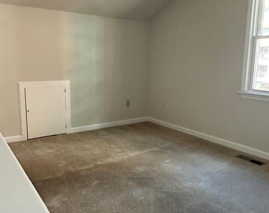 529 Colecroft Court - Photo Thumbnail 17