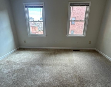 529 Colecroft Court - Photo Thumbnail 10