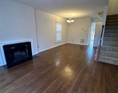 529 Colecroft Court - Photo Thumbnail 1