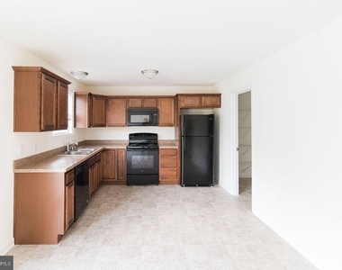 51 Nittany Ct - Photo Thumbnail 4