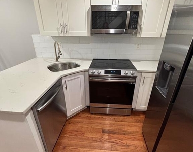 2231 Fernon Street - Photo Thumbnail 2