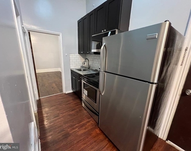 521 S 41st Street - Photo Thumbnail 11