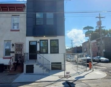 536 W Huntingdon Street - Photo Thumbnail 6