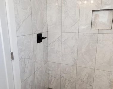 536 W Huntingdon Street - Photo Thumbnail 4
