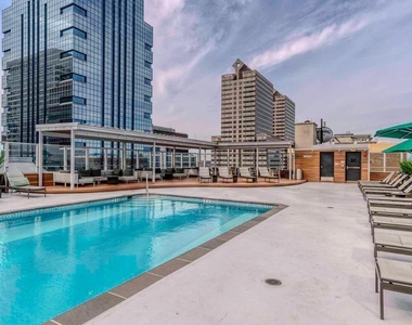 1815 John F Kennedy Boulevard - Photo Thumbnail 12