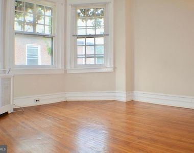 510 W Manheim Street - Photo Thumbnail 2