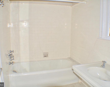 510 W Manheim Street - Photo Thumbnail 13