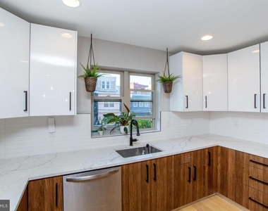 1815 Ingersoll Street - Photo Thumbnail 22