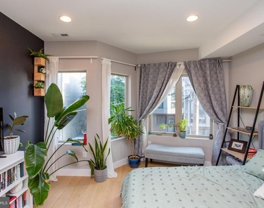 1815 Ingersoll Street - Photo Thumbnail 27