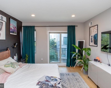 1815 Ingersoll Street - Photo Thumbnail 40