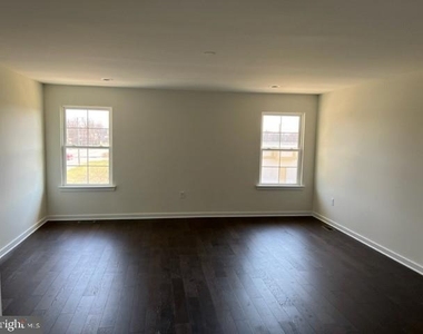 13499 Damar Drive - Photo Thumbnail 10