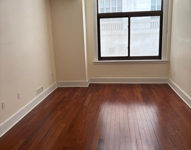 1500 Chestnut Street - Photo Thumbnail 20