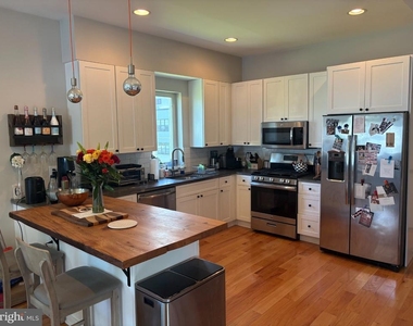 1326 N 5th Street - Photo Thumbnail 1
