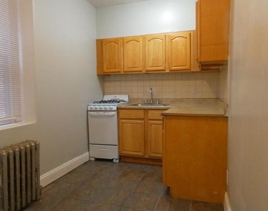 4207 Chester Avenue - Photo Thumbnail 4