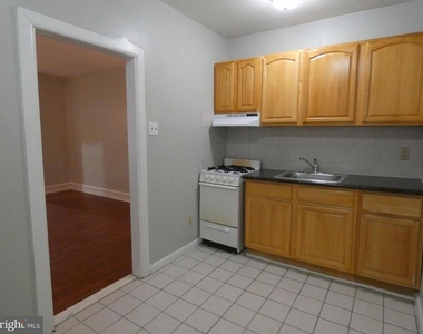 4207 Chester Avenue - Photo Thumbnail 7