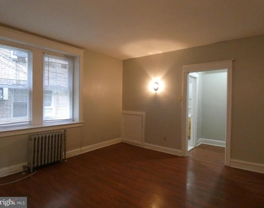 4207 Chester Avenue - Photo Thumbnail 6