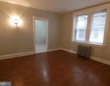 4207 Chester Avenue - Photo Thumbnail 4