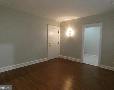4207 Chester Avenue - Photo Thumbnail 5