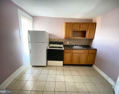1833 W Rockland Street - Photo Thumbnail 4