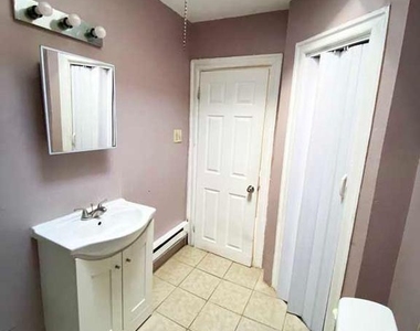 1833 W Rockland Street - Photo Thumbnail 15