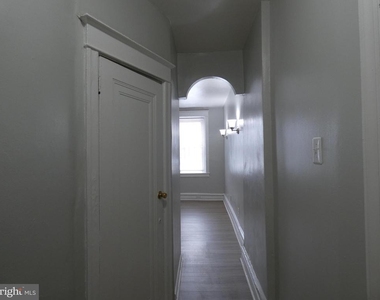 4207 Chester Avenue - Photo Thumbnail 3
