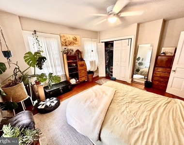 247 W Hansberry Street - Photo Thumbnail 19