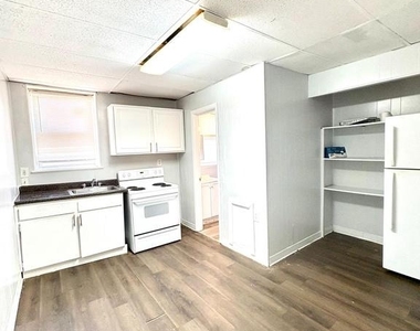 2097 Bridge Street - Photo Thumbnail 5